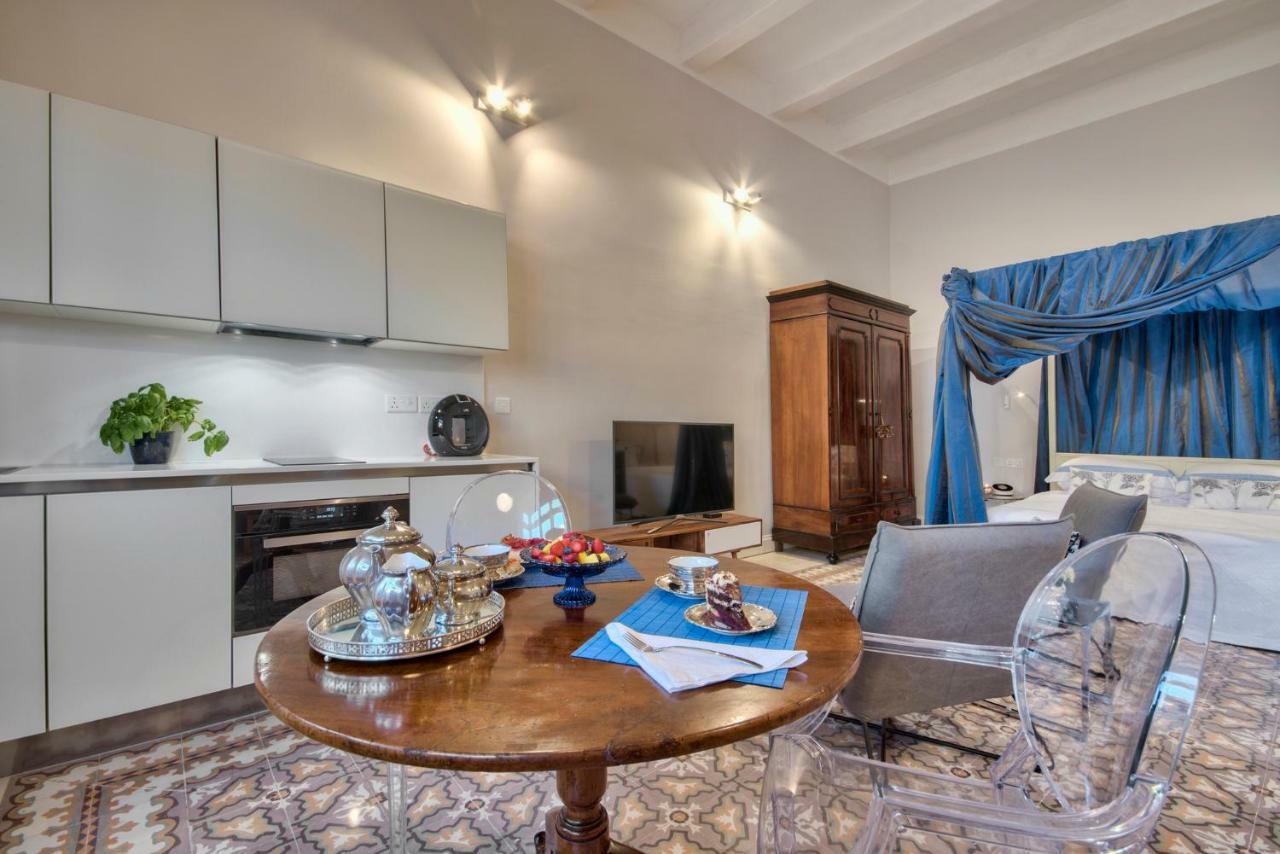 Mint Suite No3 Valletta Exterior photo